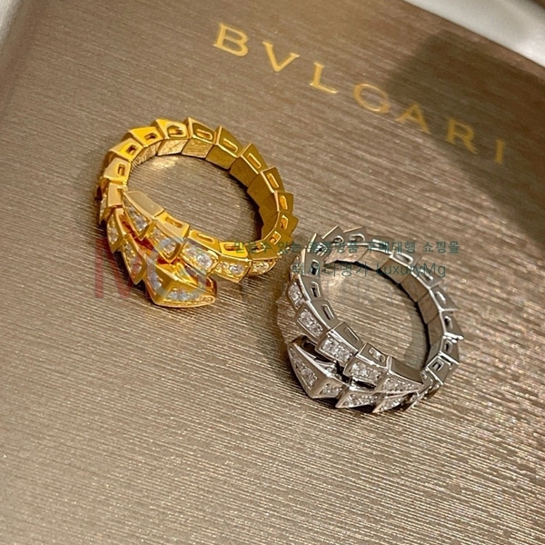 Ұ  BV695732