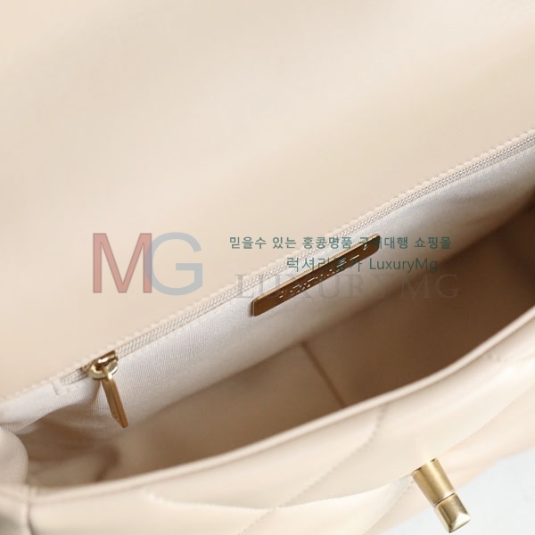 * 19 ÷ AS1160-307