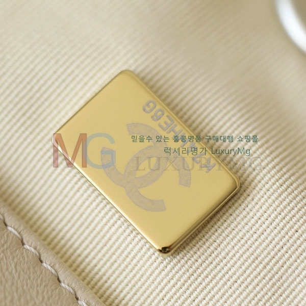 * 19 ÷ AS1160-308