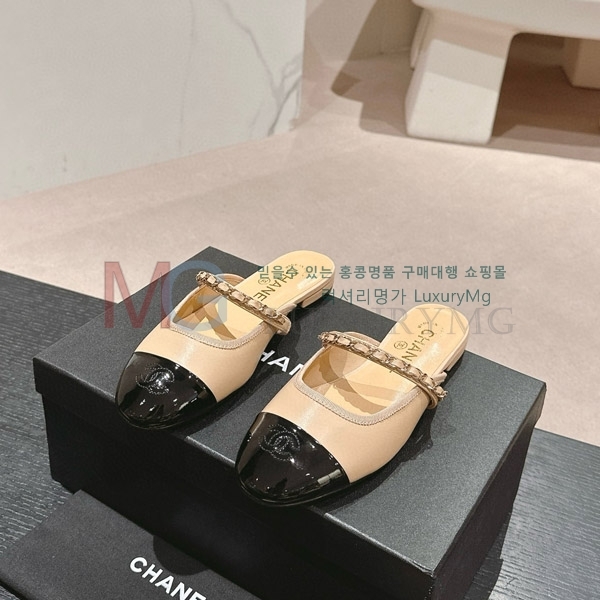 *   ÷ CH7011182-2