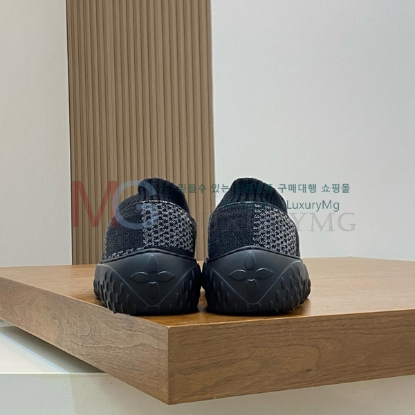 ̺   LV7006341-1