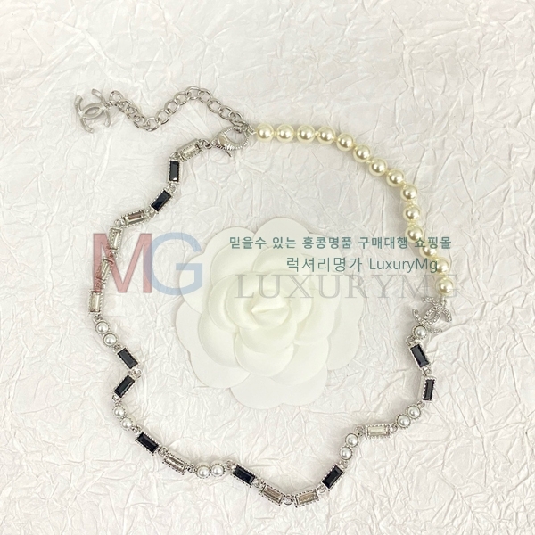 *  G12251475