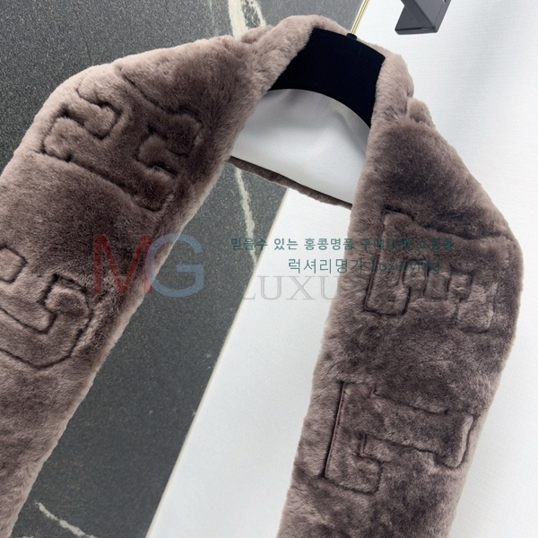 * ÷ CA499311-2