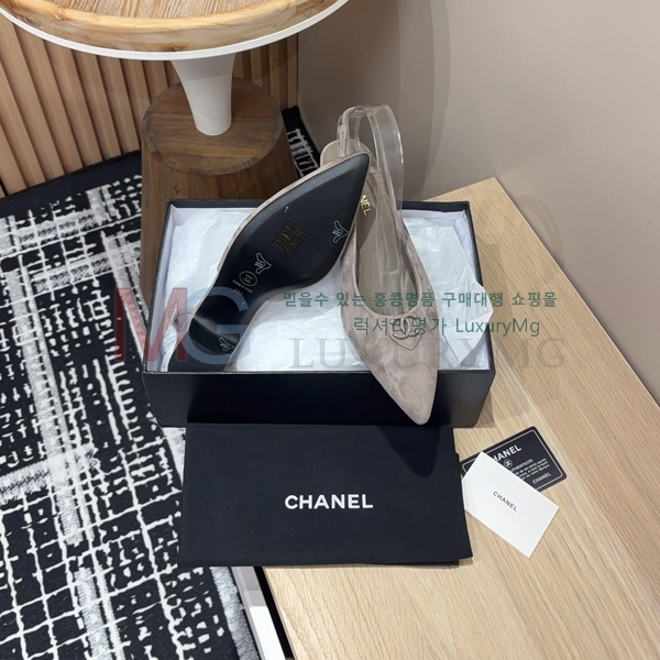  *   CH464161-4
