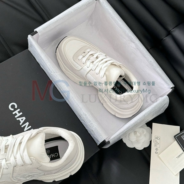 *  Ŀ CH490111-4