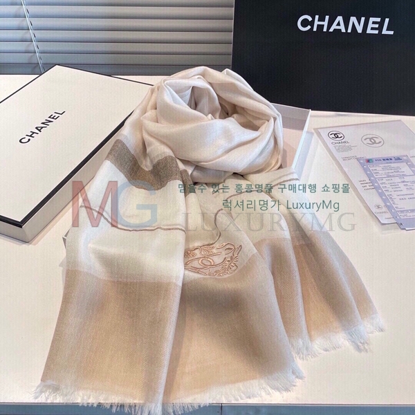 * ÷/ī CH8211515-1