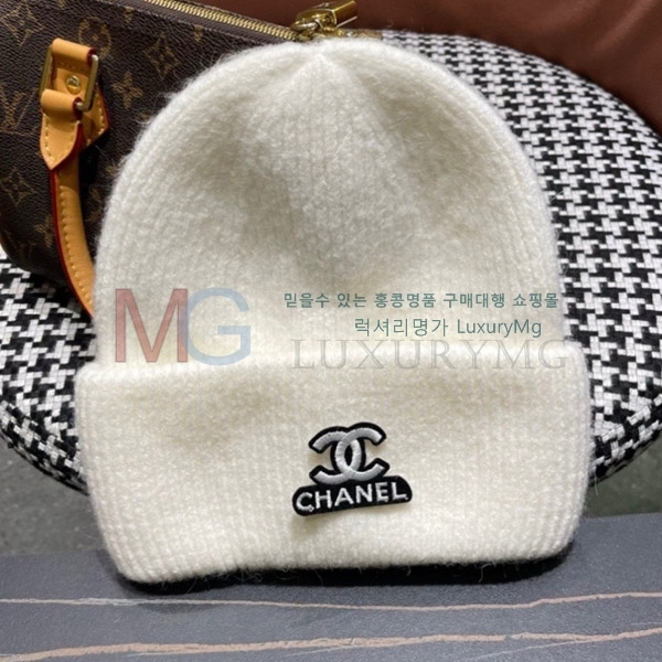 *  CH1620354141-1