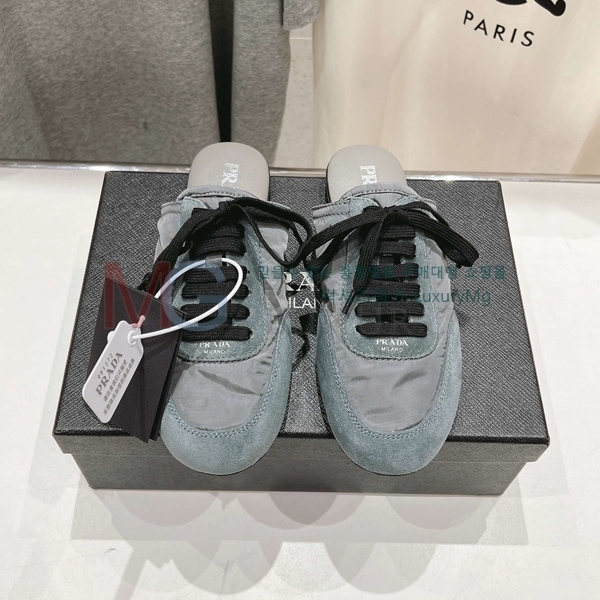     PA809991-5