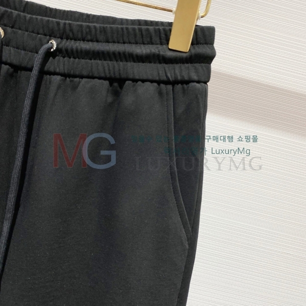 ̺  LV25504-2
