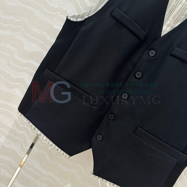   μҸ  MJ2532944-2