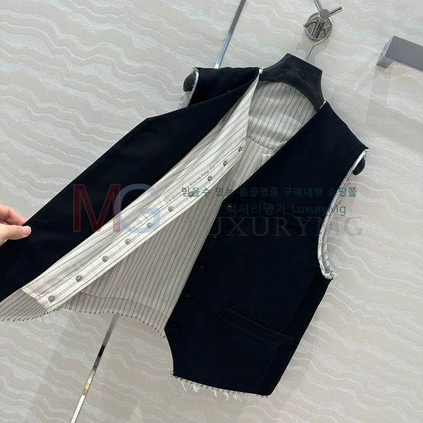   μҸ  MJ2532944-2