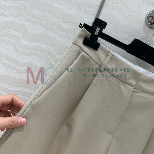   ݹ MJ2532944-3