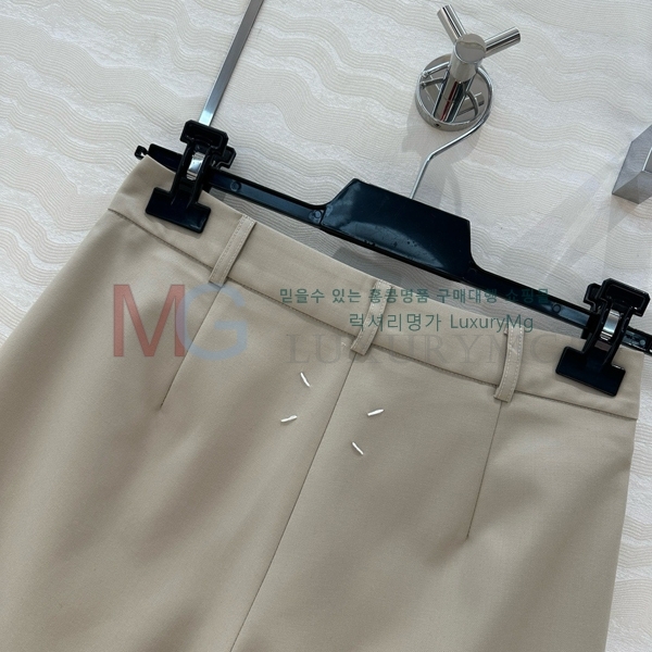  ݹ MJ2532944-3
