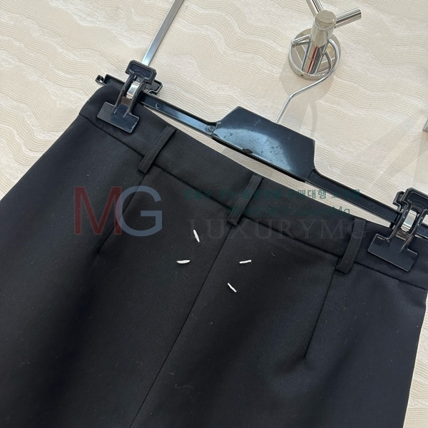   ݹ MJ2532944-4