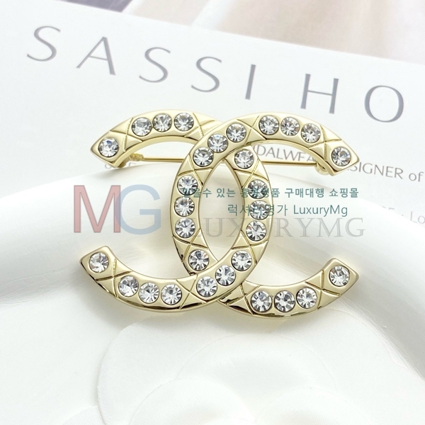 * ġ G1006746