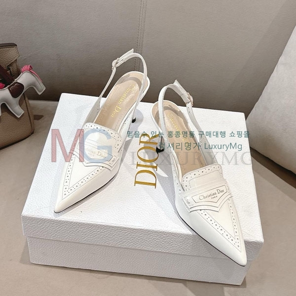     3D2R605569-1