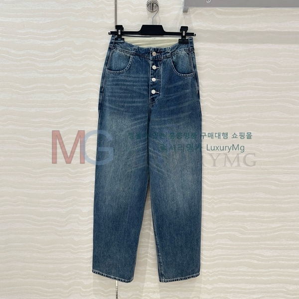   û MJ2532944-5
