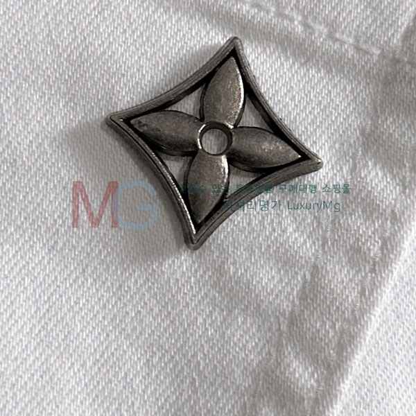 ̺  LV220368-1