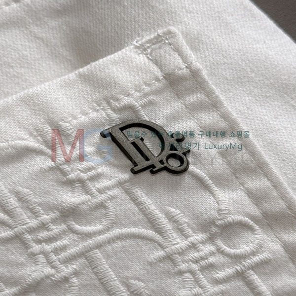    DR990662