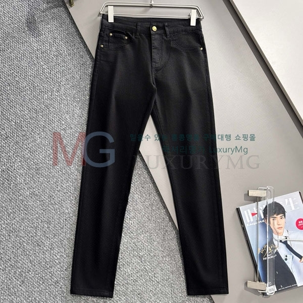    DR990662