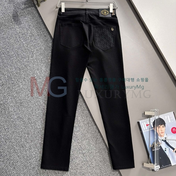    DR990662