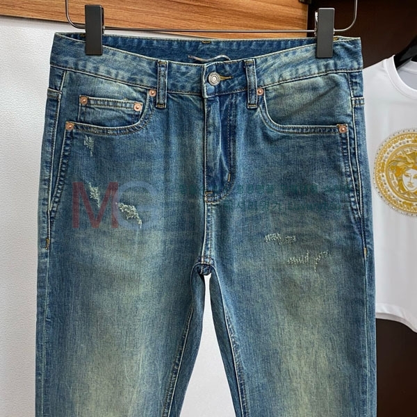 ζ  û Y5509936