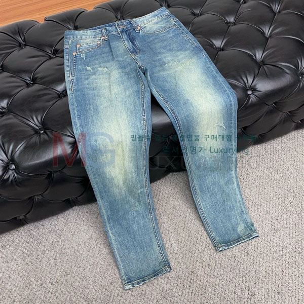 ζ  û Y5509936