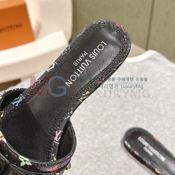 ̺   LV159121-3