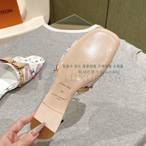 ̺   LV159121-4