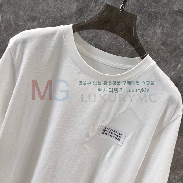   Ƽ MM23158-1