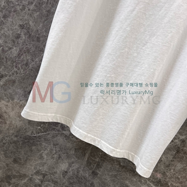   Ƽ MM23158-1