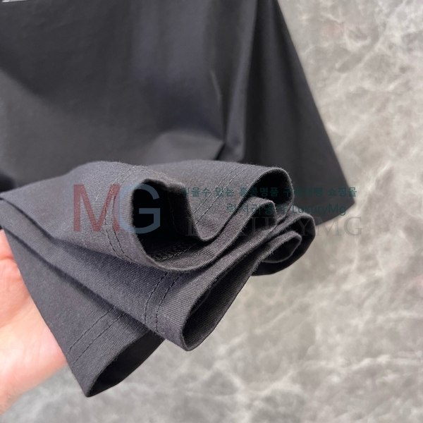   Ƽ MM23158-2