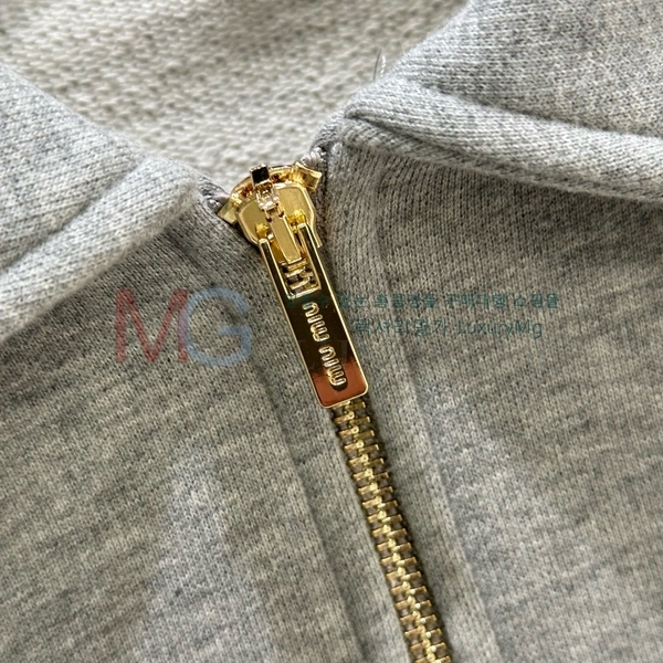  ̿̿  MM699542