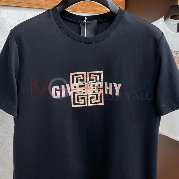     Ƽ GV415521-1