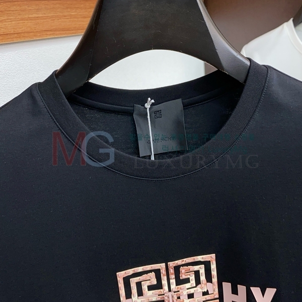     Ƽ GV415521-1