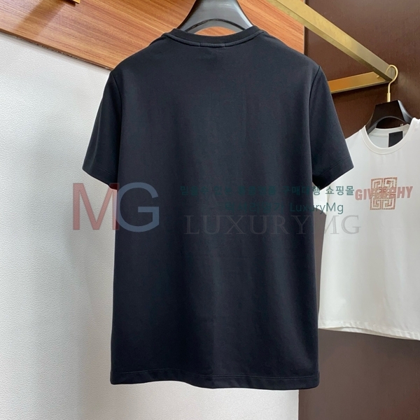     Ƽ GV415521-1