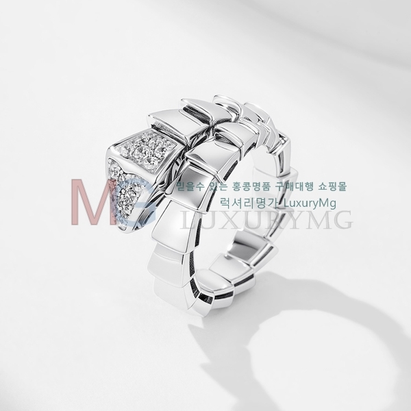 Ұ  BV695676-2