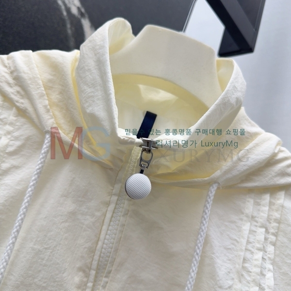  ˷   AQ42521-2