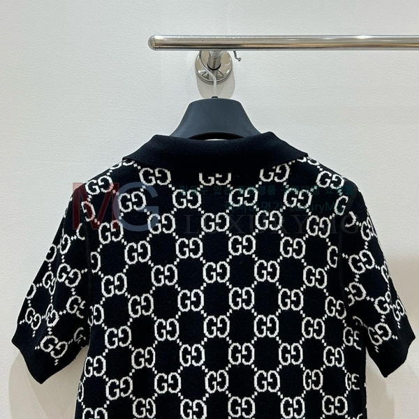   ǽ D2522360
