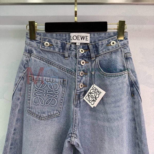  ο û LEV418258