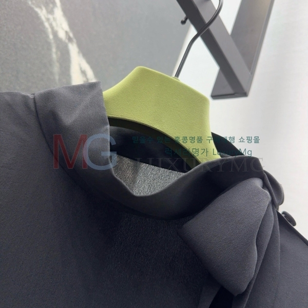    GU696639-1