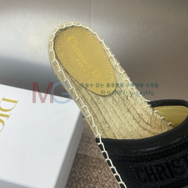 Dior Granville ĵ  DE9055504-2