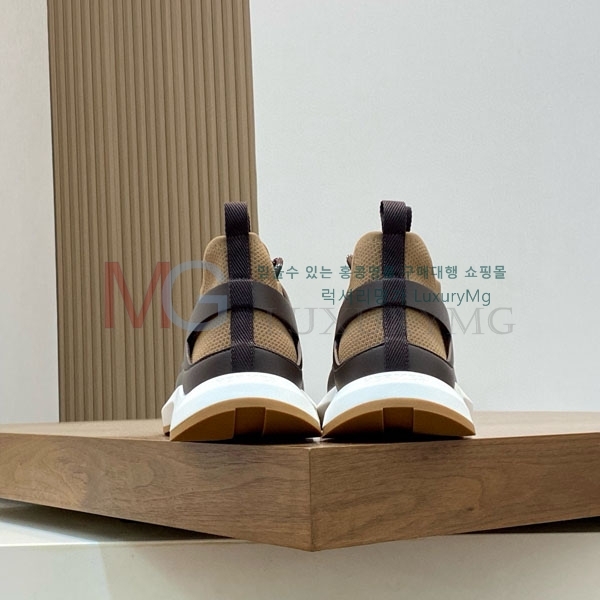 ޽  Ŀ HE2003601-5