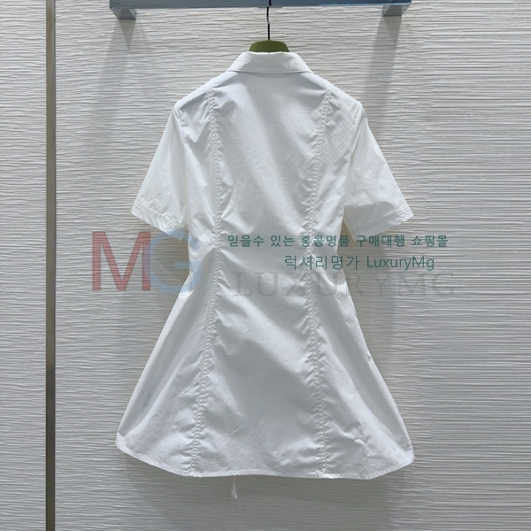    ǽ D2525361