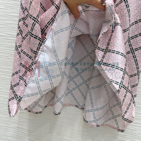   ǽ D25253641