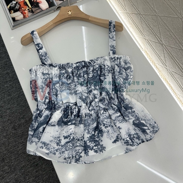    DR4953652