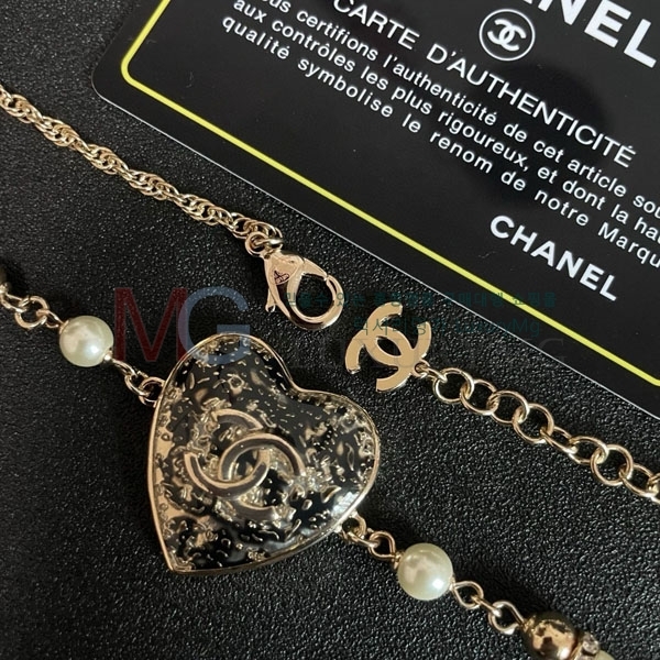 *  CH8066758