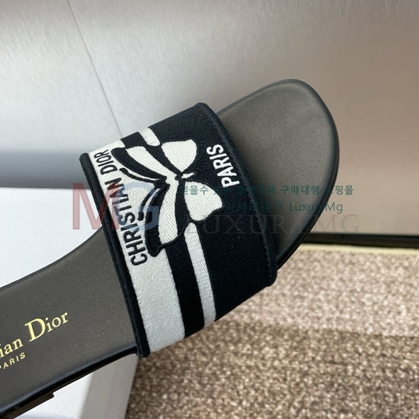  / DR9177033
