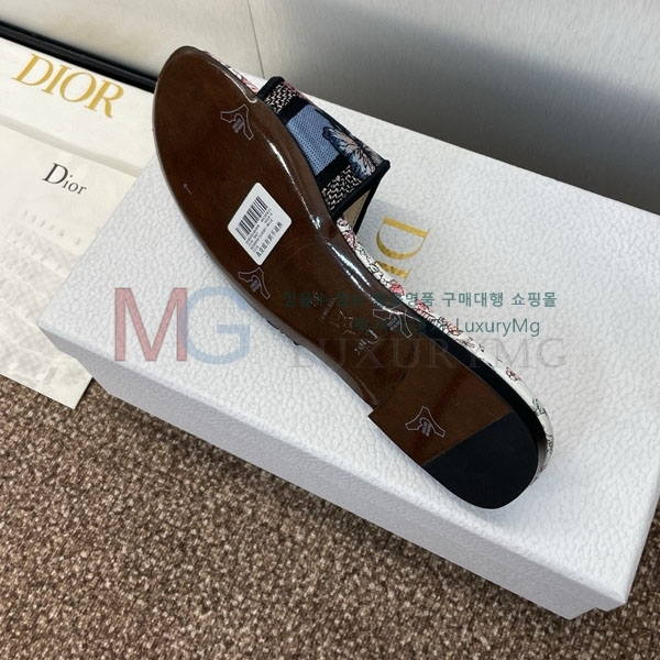  / DR9177034-5