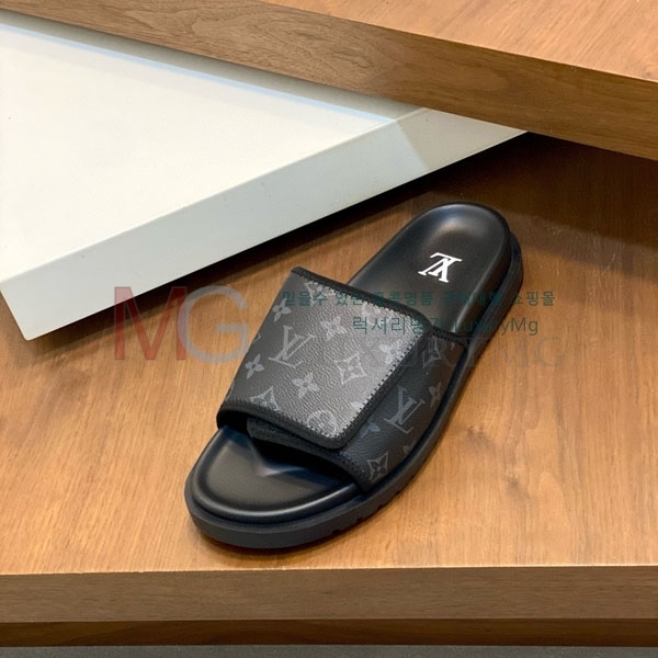 ̺   LT59047-9